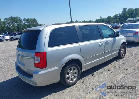 2012 Chrysler Town & Country Touring z USA, uszkodzony, nr VIN 2C4RC1BG0CR306088